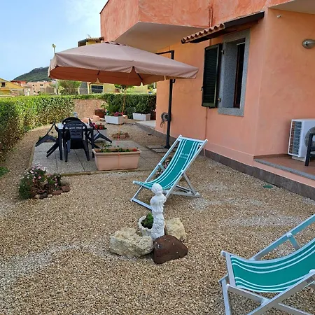 Holiday home Lu Bagnu La Baja Dei Tramonti *
