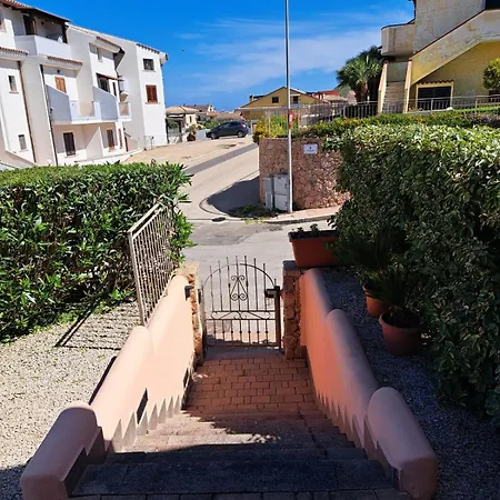 בית נופש Lu Bagnu La Baja Dei Tramonti